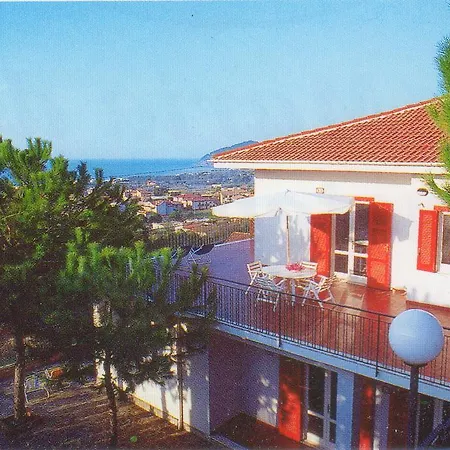 Apartmanhotel Domus Cilento - Con Piscina 3*