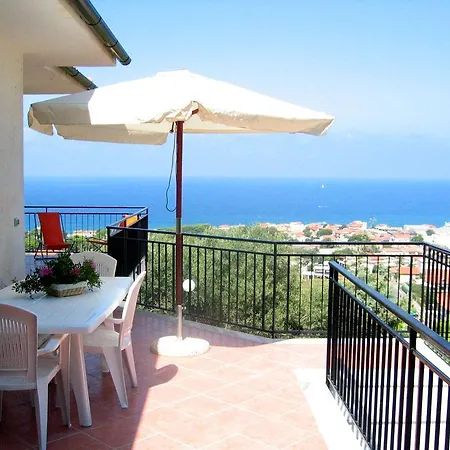 Apartmanhotel Domus Cilento - Con Piscina 3*
