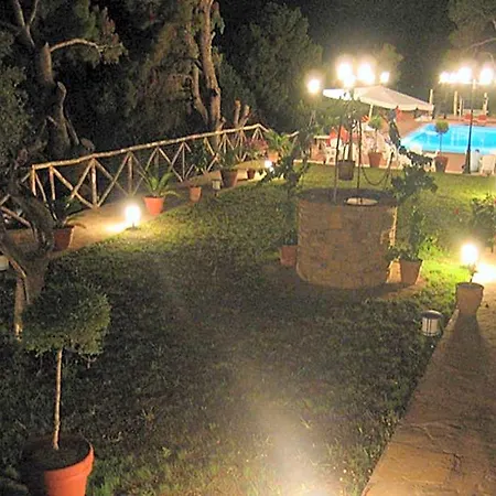מלון דירות Domus Cilento - Family Con Piscina קסטלבאטה