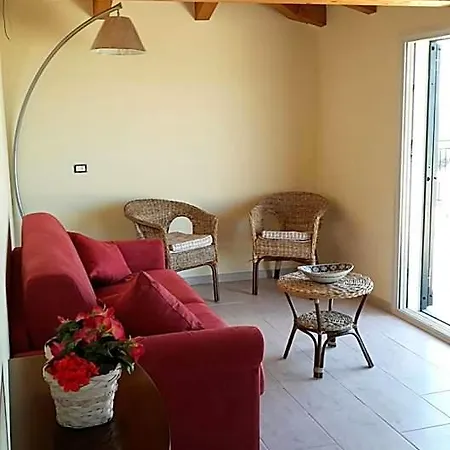 Domus Cilento - Family Con Piscina קסטלבאטה
