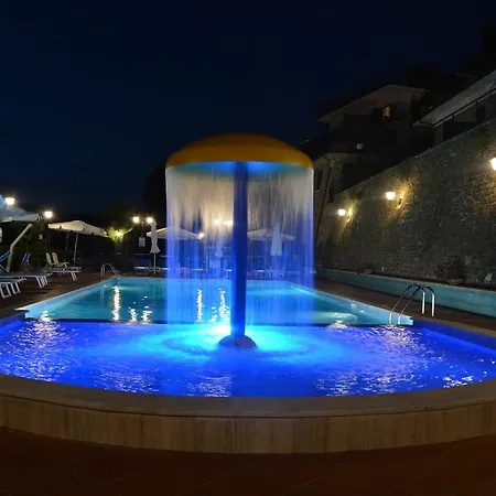 Domus Cilento - Con Piscina 3* Castellabate
