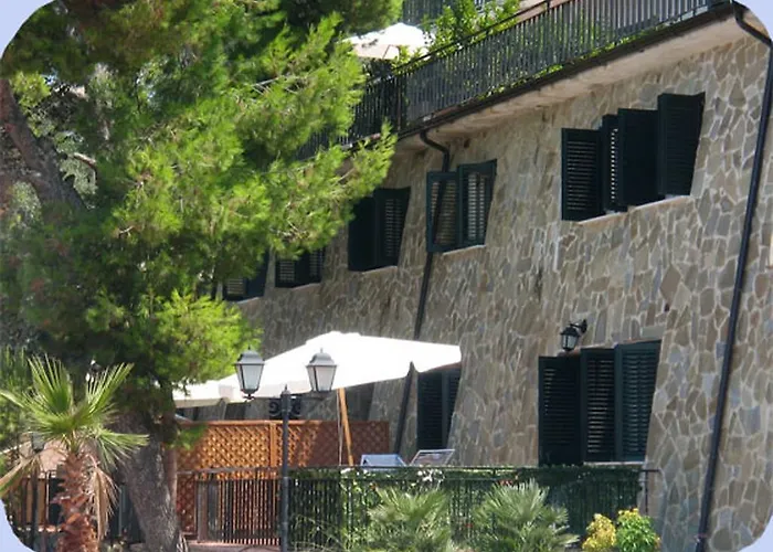 Domus Cilento Aparthotel